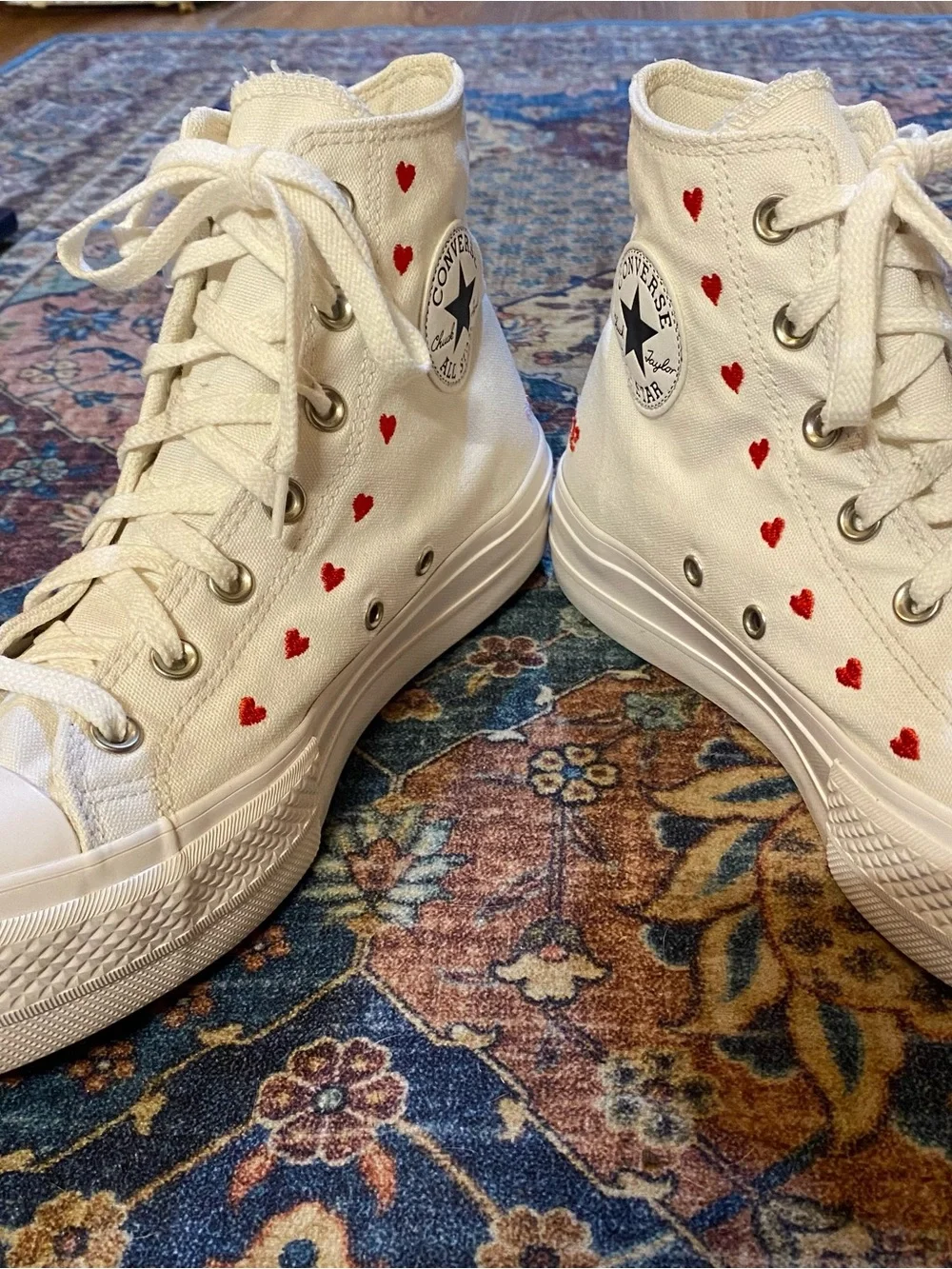 LOVE ME Converse White High-Top Sneakers with Red Embroidered Detail - Picture 3 of 7